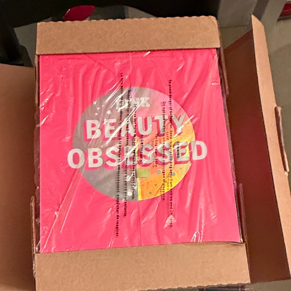 Pink Victoria’s Secret BNIB Beauty Obsessed Collection